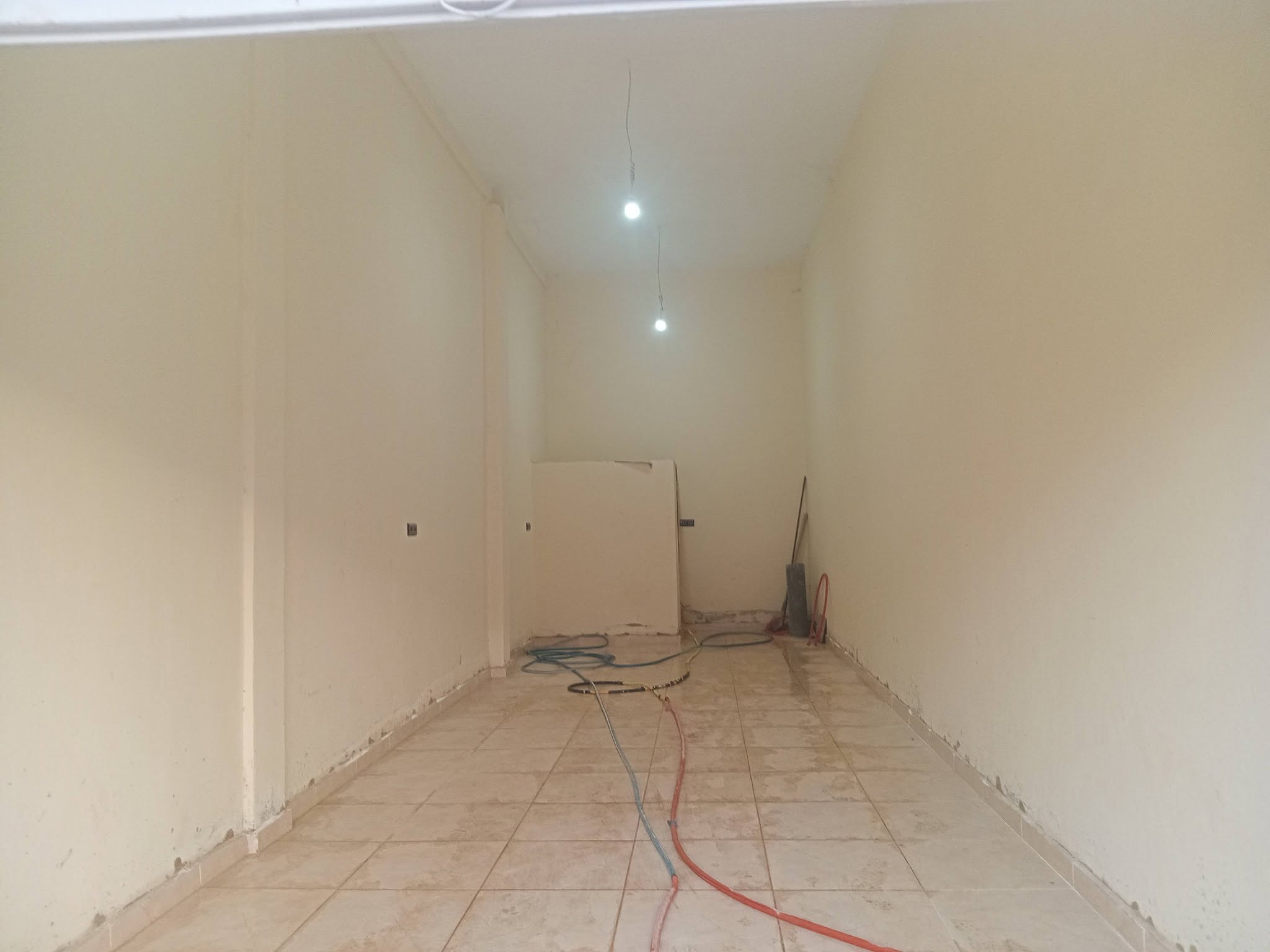 مكناس · Garage · À vendre